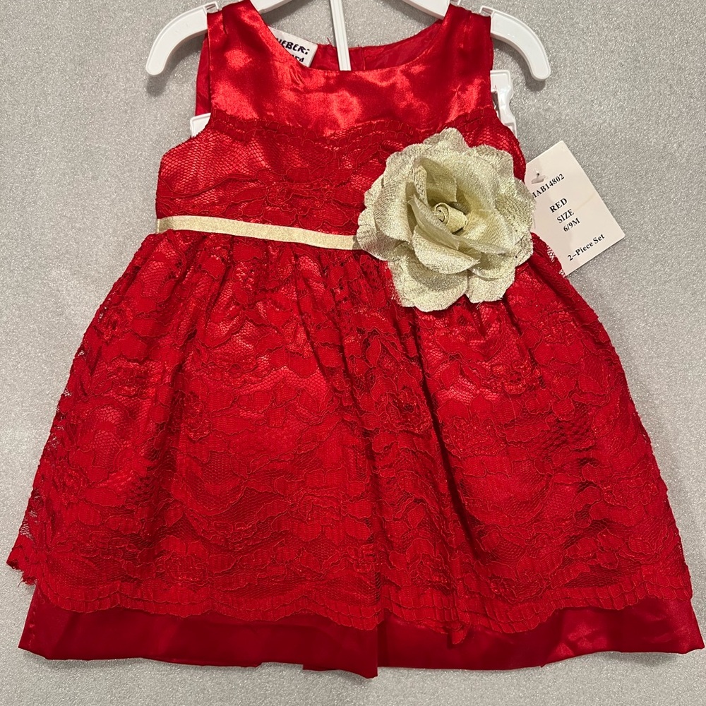 Red Sleeveless Formal Dress